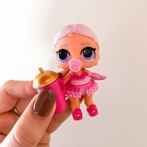 💛SALE 2 FOR $30💛 LOL Surprise Doll Confetti Pop Series 3 Showbaby Popular